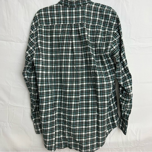 Vineyard Vines Long Sleeve Button Down Medium - Picture 4 of 4